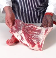 Shoulder – Noisette Joint Meat Cut Spec Step 1